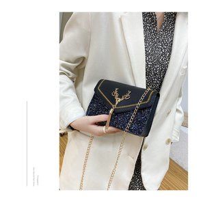 Black chain shoulder bag size 19x5.5x12.5